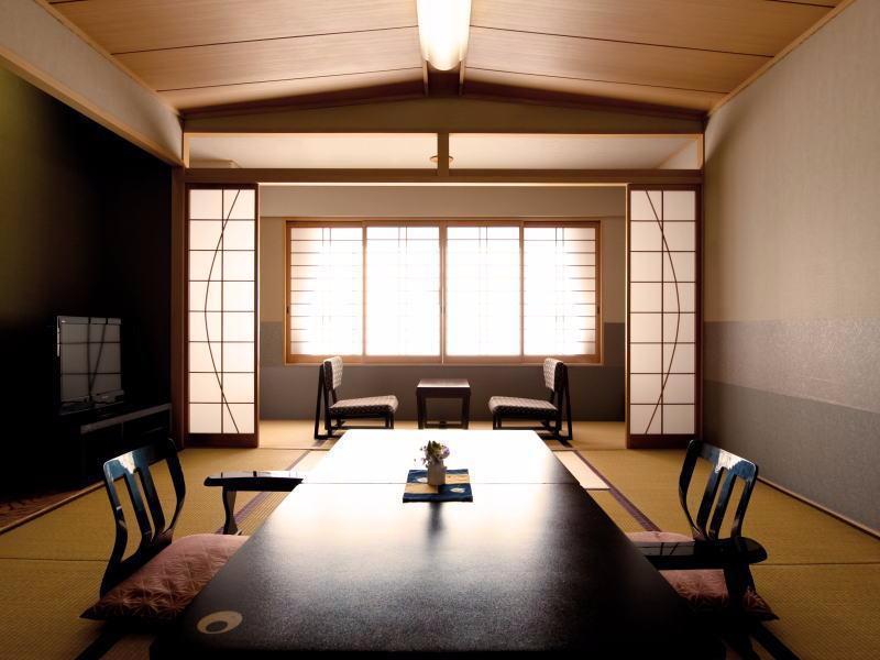Hotel Chaharu Matsuyama  Esterno foto