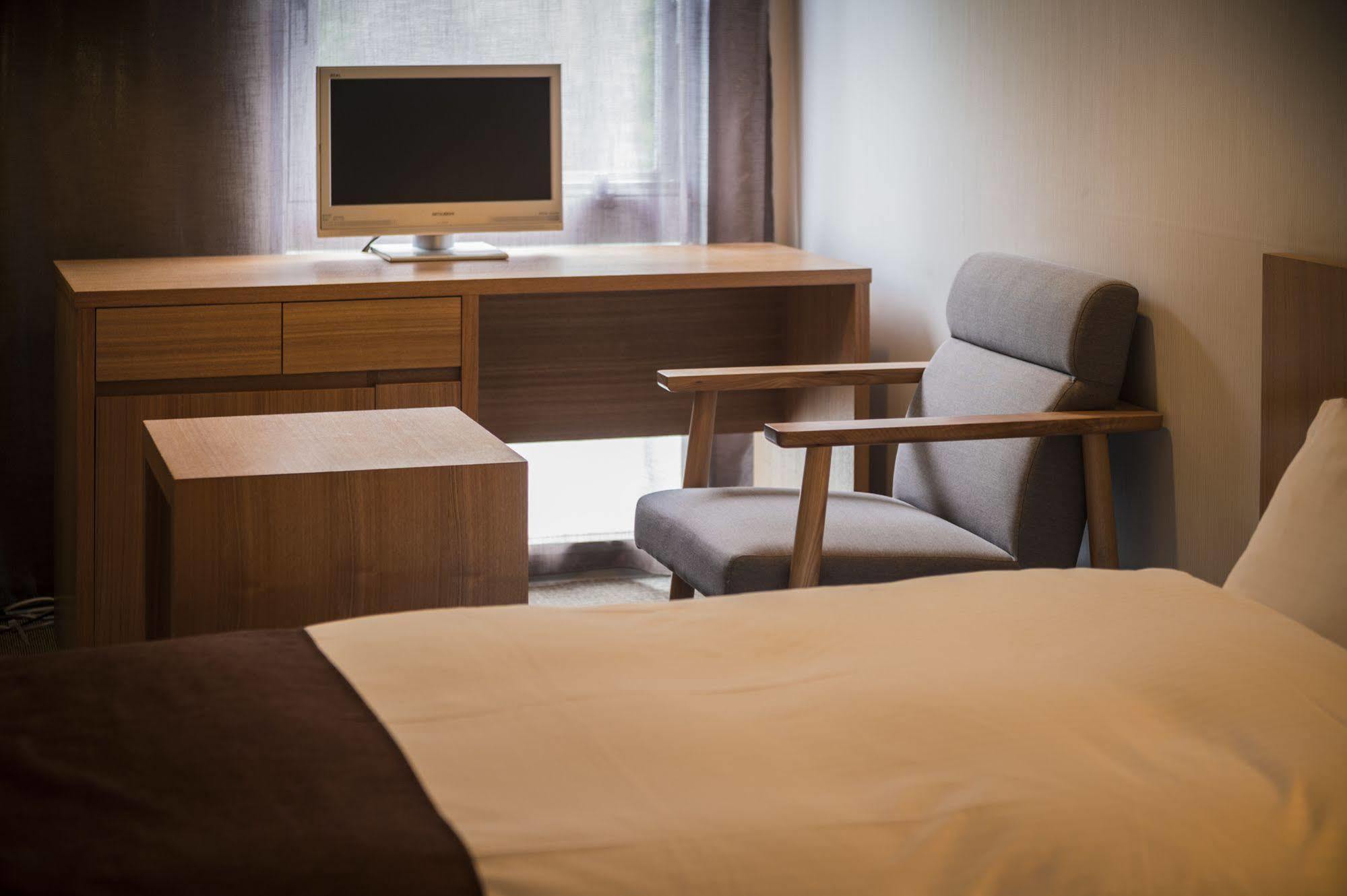 Hotel Chaharu Matsuyama  Esterno foto