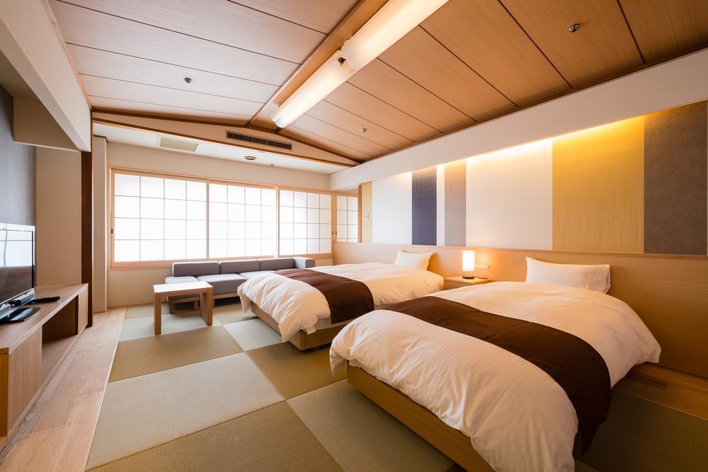 Hotel Chaharu Matsuyama  Esterno foto